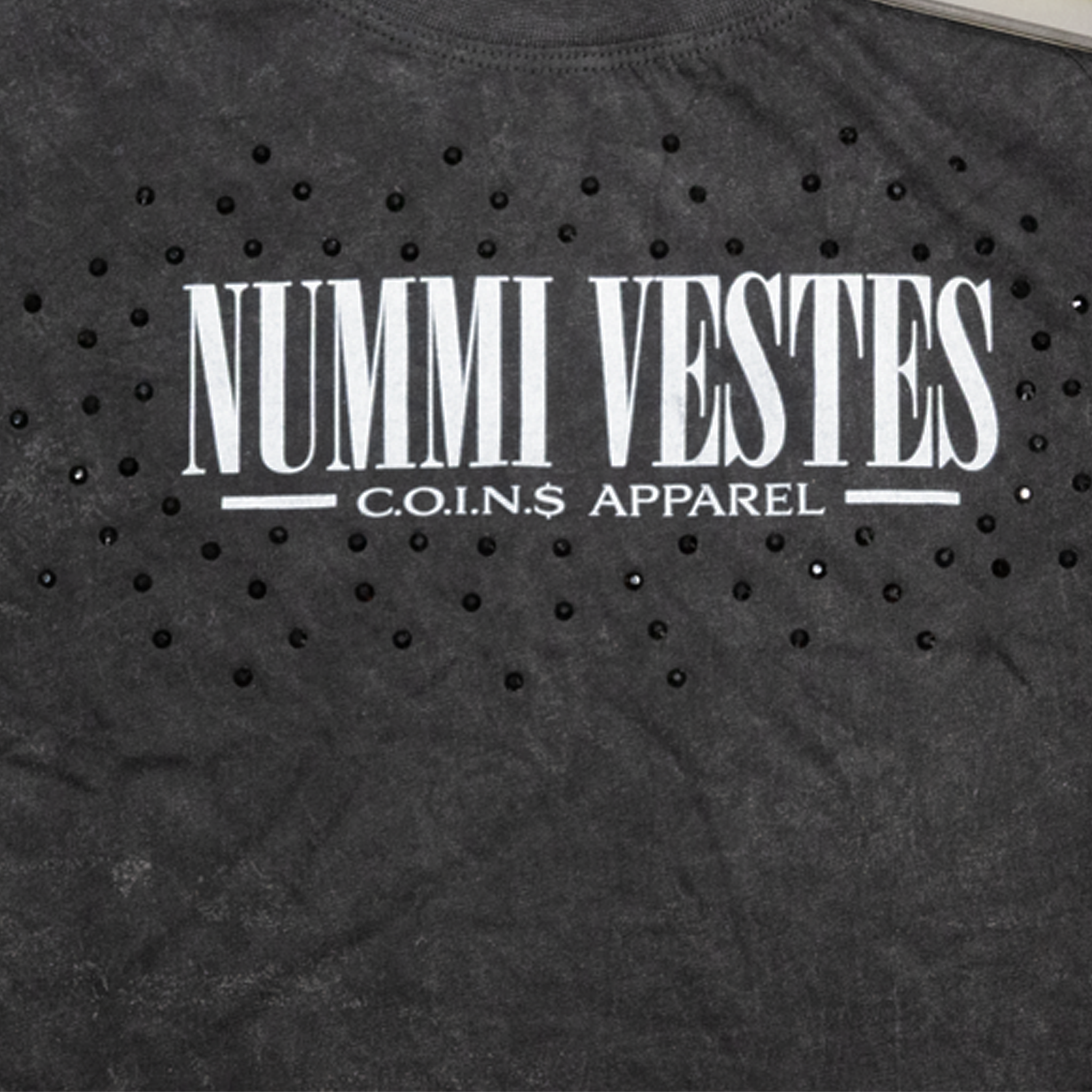 NUMMI VESTES BLACK ACID WASHED WOMAN'S  CROP TOP SHIRT